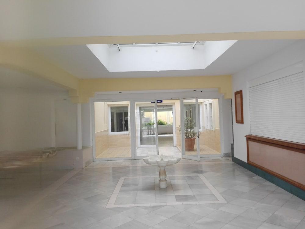 Apartamentos Moguima Roquetas de Mar Dış mekan fotoğraf
