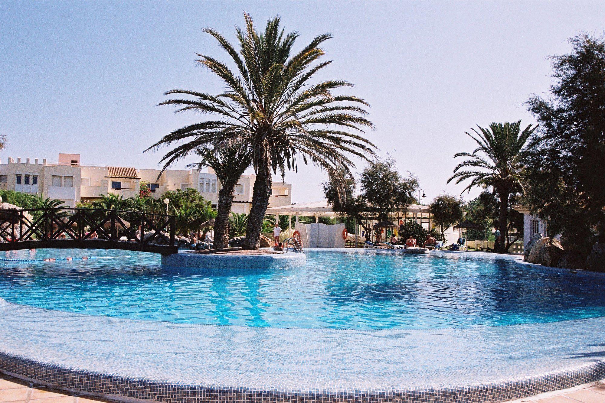 Apartamentos Moguima Roquetas de Mar Dış mekan fotoğraf